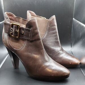 ARTURO CHIANG ♡ Ladies Brown Leather Ankle Boots